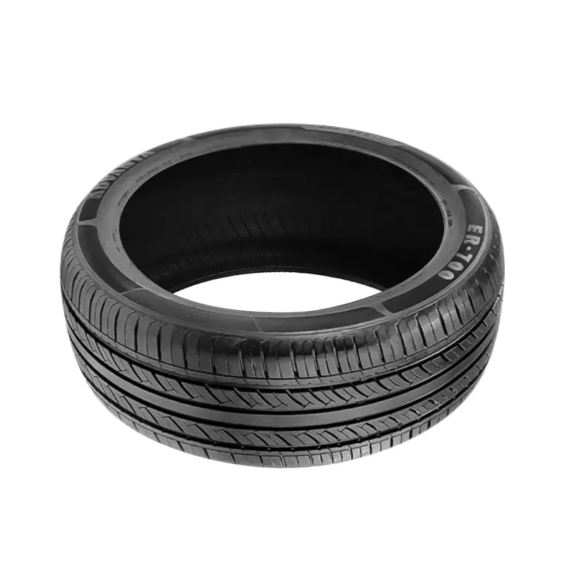 Advanta Er700 235/55R17 99H 1