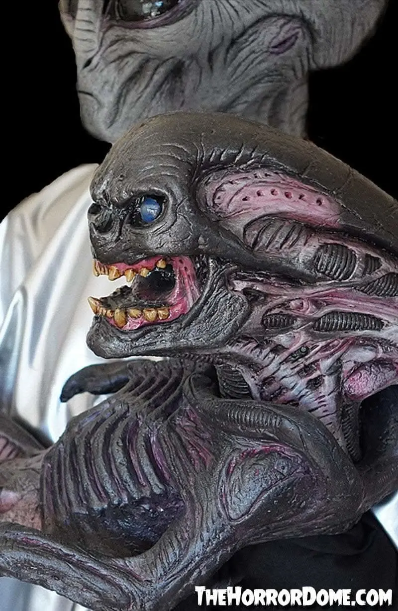 "Alien Xenomorph Puppet" Hd Studios Halloween Prop 1
