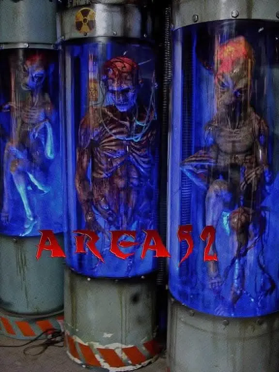 "Area 52 Alien Cryo Chamber" Professional Sci-Fi Alien Prop 1