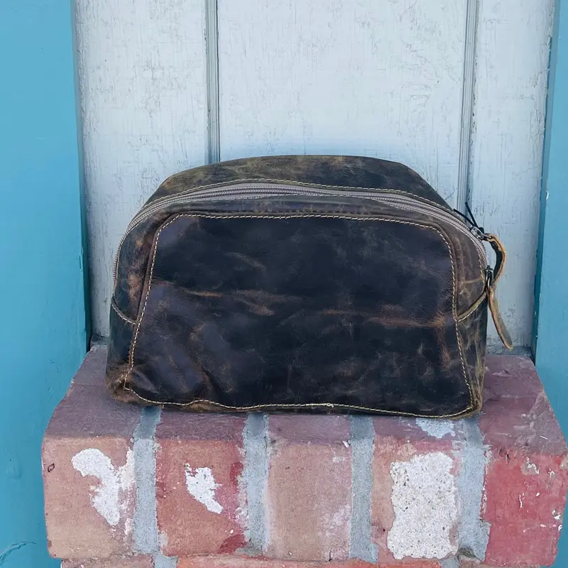Asgard Toiletry Bag 1
