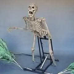 "Bushwacker" Skeleton Halloween Animatronic 1