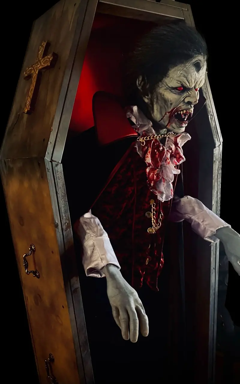 "Catapult Coffin Vampire" Professional Halloween Animatronic 1