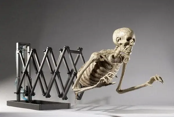 "Corpse Extender" Skeleton Halloween Animatronic 2