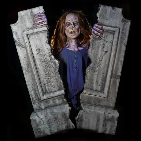 "Cracking Crypt Zombie" Static Graveyard Halloween Prop 1