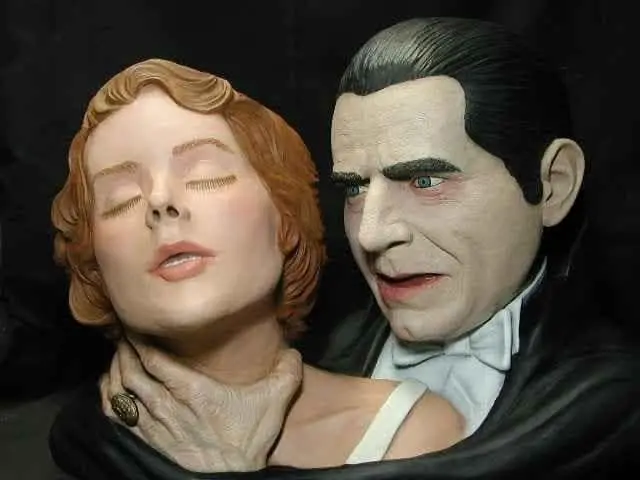 "Dracula Thirst" Life-Size Resin Bust Halloween Decoration 1