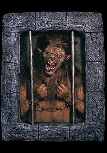 "Gothic Werewolf Wall-Breaker" 3D Hanging Halloween Decoration 1