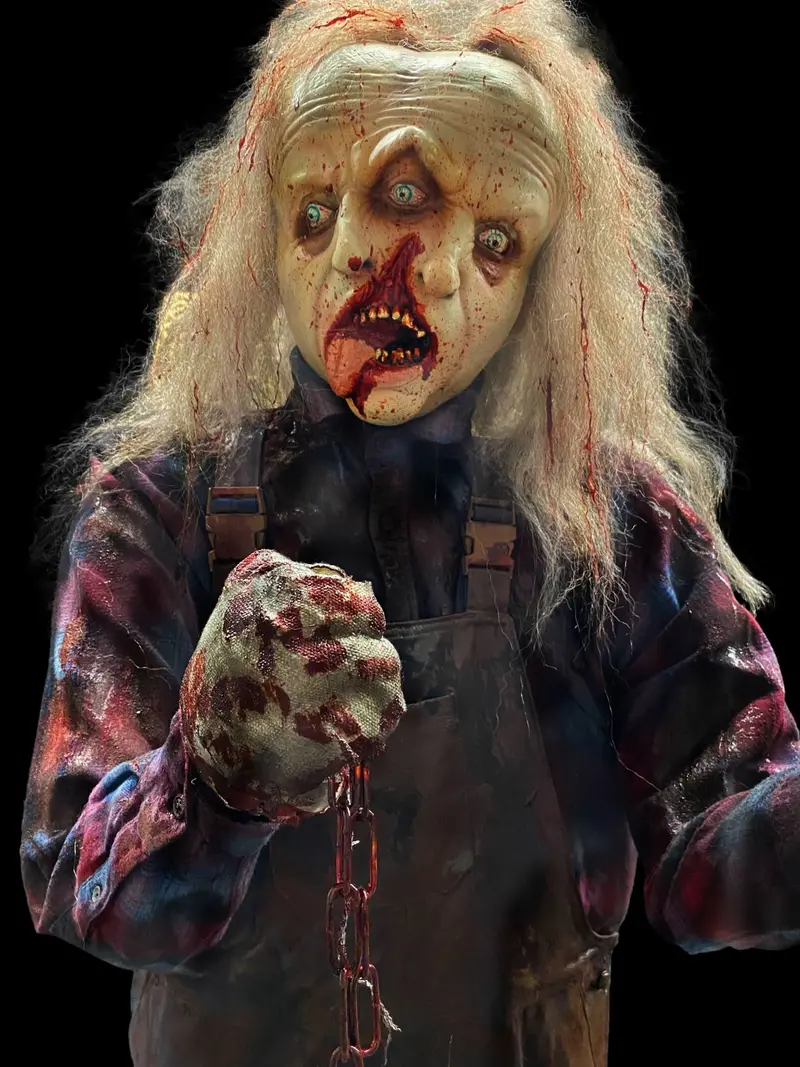 "Hillbilly Bill" Halloween Animatronic 2