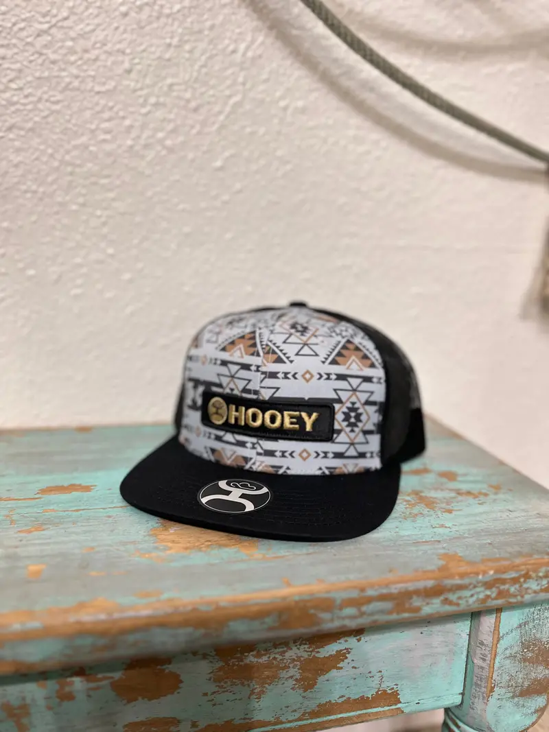 Lock Up Gray Aztec 1