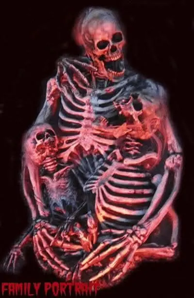 "Skeleton Family Portrait" Halloween Prop 1