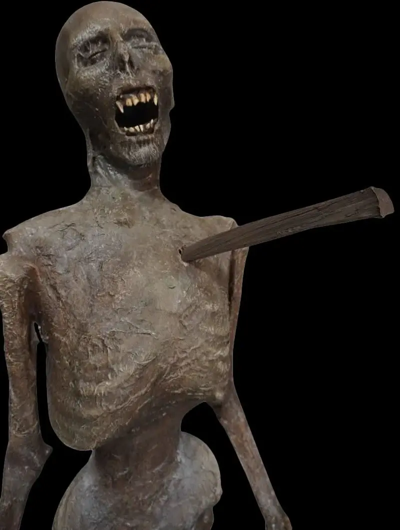 "Vampire Mummy" Professional Full Body Halloween Prop 1