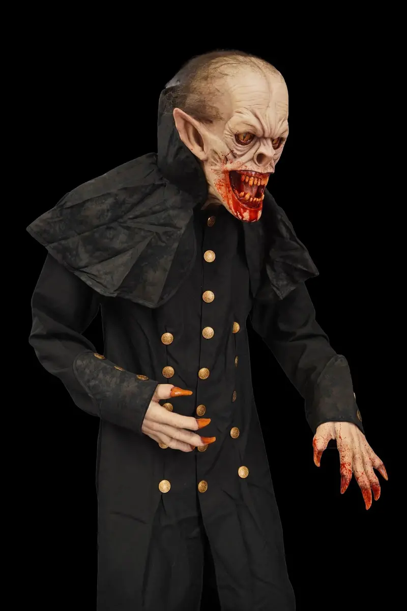 "Vampire Wraith" Professional Full Body Halloween Prop 1