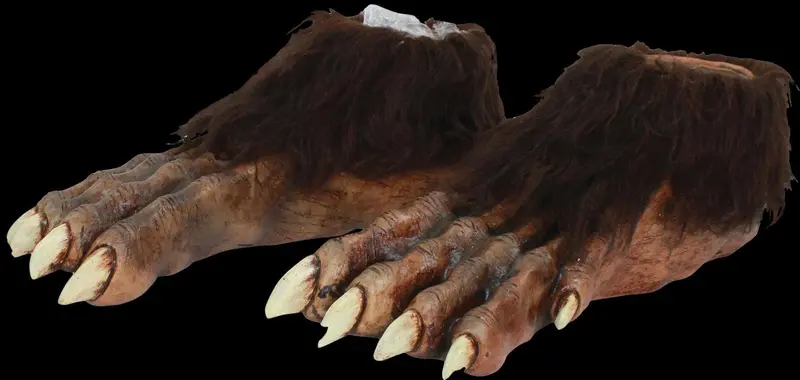 "Werewolf Feet" Deluxe Halloween Costume Shoes 1