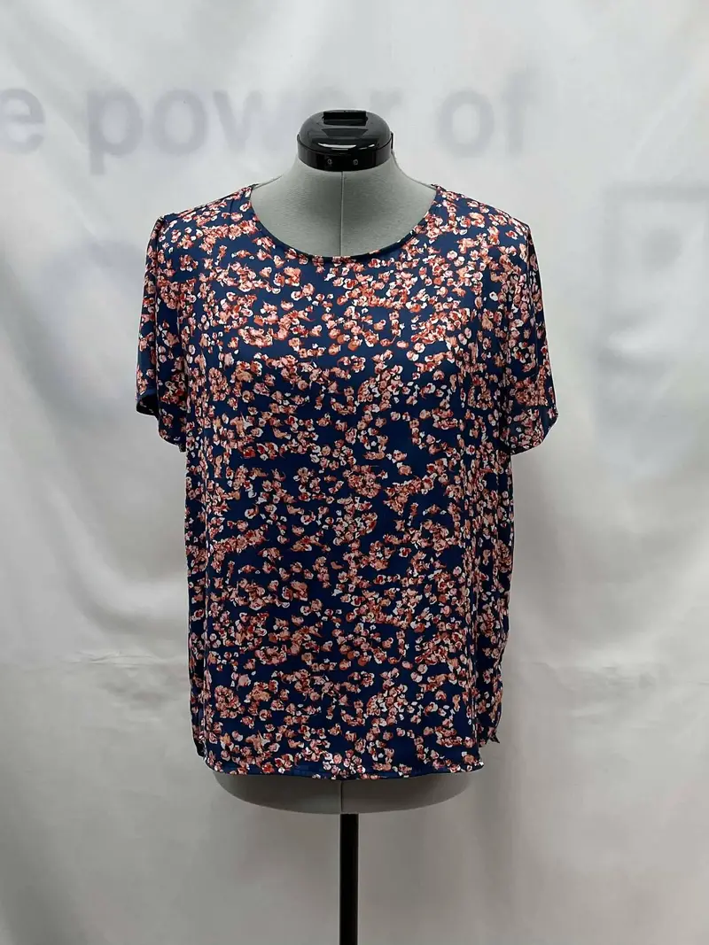 Women's Banana Republic Short Sleeve Top, Small 1