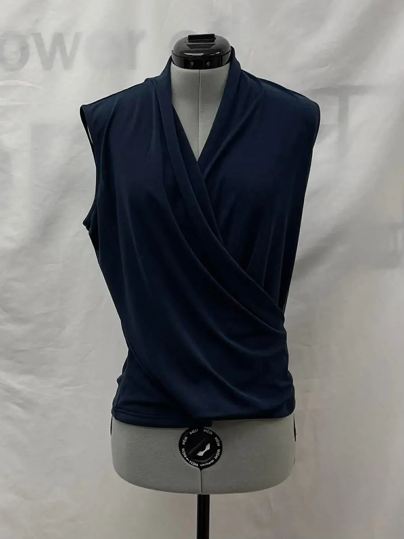 Women's Banana Republic Sleeveless Top, Medium 1