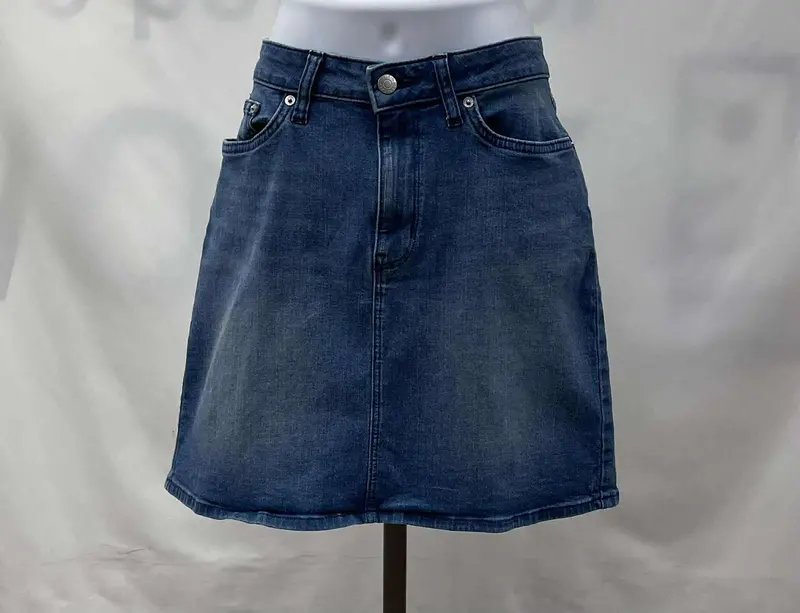 Women's Calvin Klein Skirt, 8 1