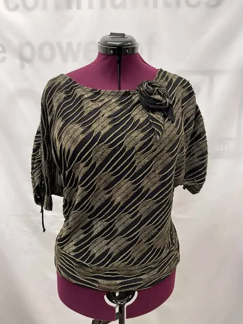 Women's Cartise Short Sleeve Top, Large 1