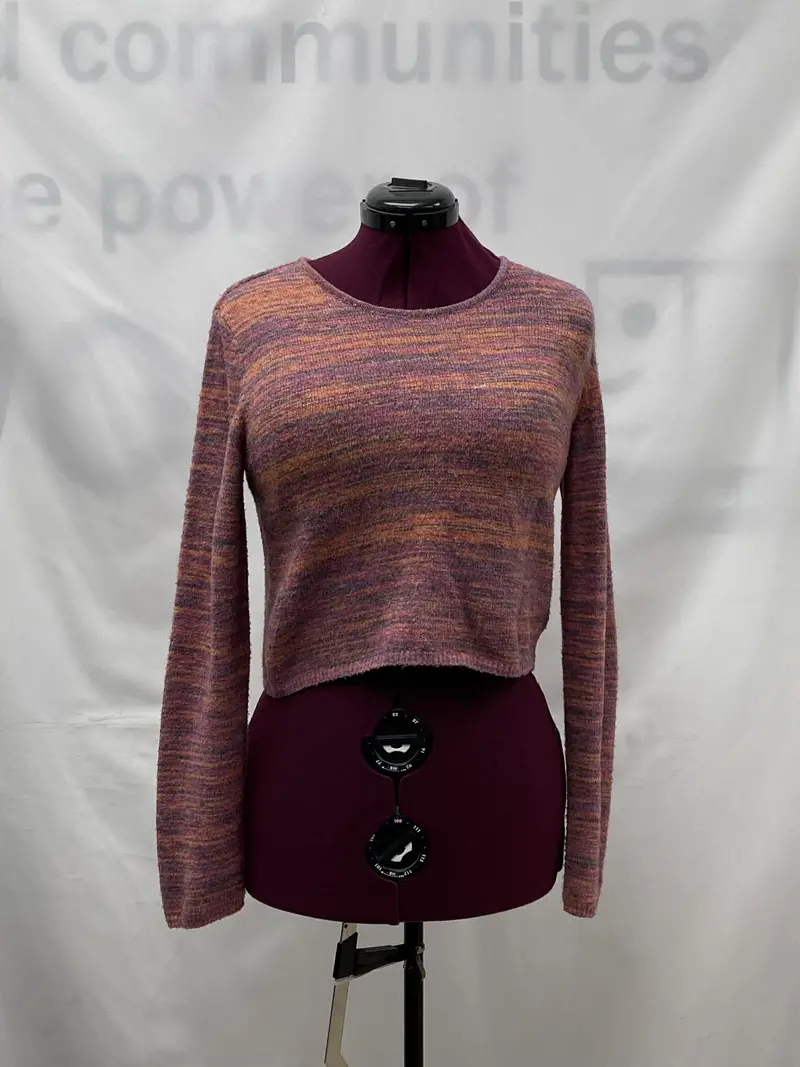 Women's Garage Long Sleeve Sweater, Large 1