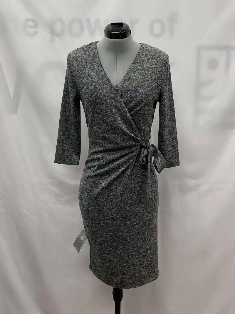 Women's Le Chateau Dress, Extra Small 1