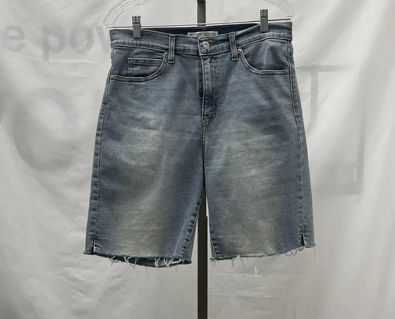 Women's Levi Denim Shorts, 10 1