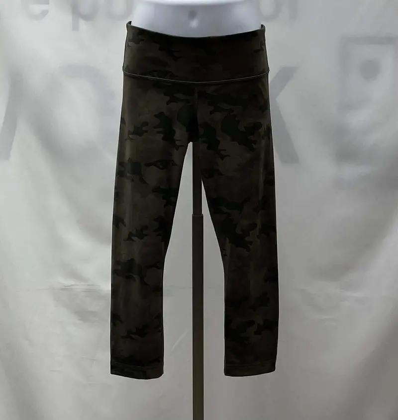 Women's Lululemon Leggings, 4 1