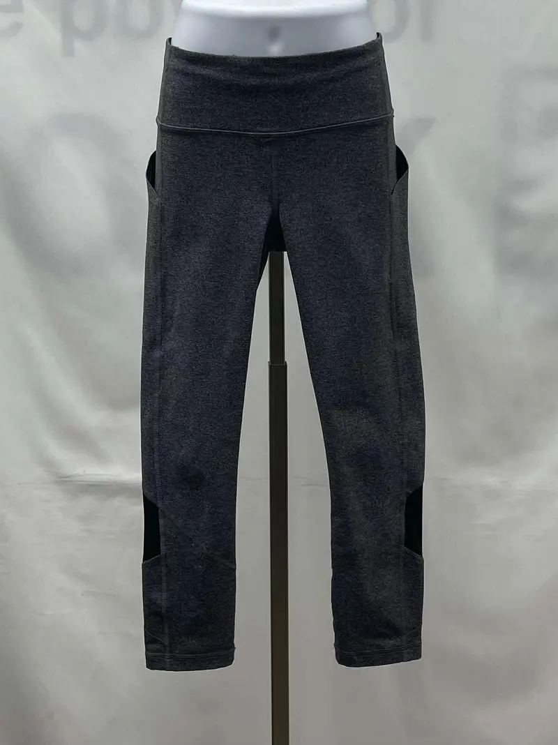 Women's Lululemon Leggings, 4 1