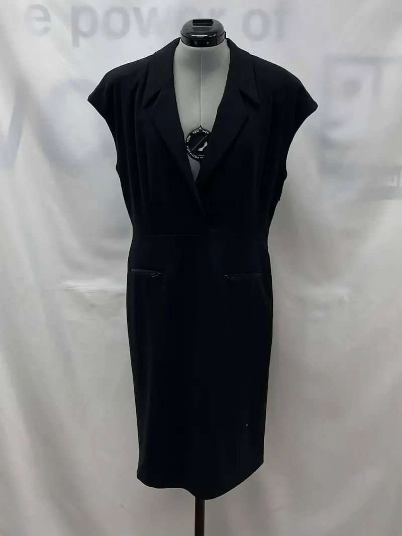 Women's Simon Chang Dress, 8 1