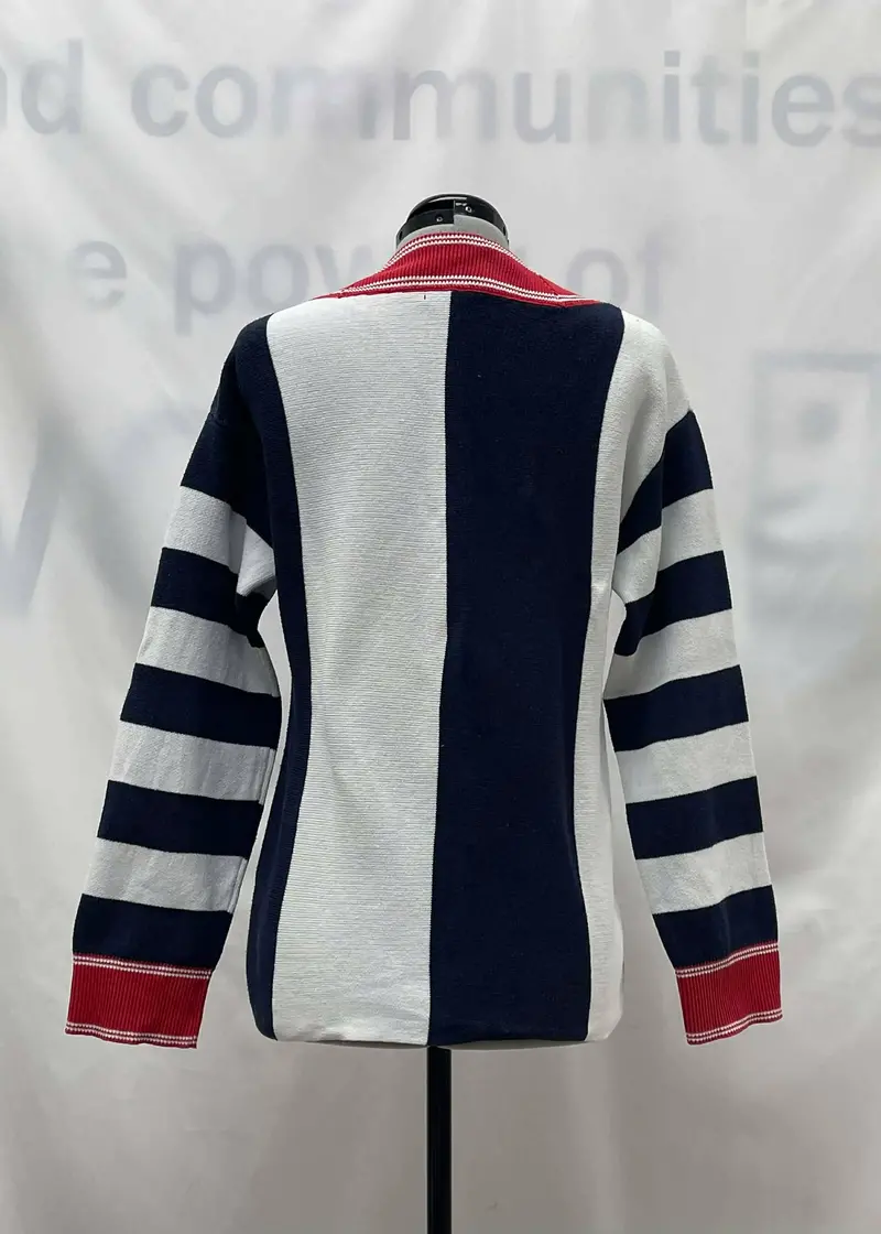 Women's Tommy Hilfiger Long Sleeve Sweater, Small 2