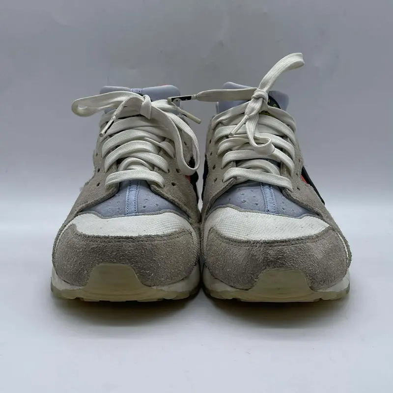 Youth's Nike Shoes, 7Y 1