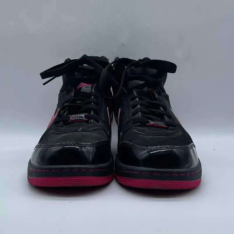Youth's Nike Sneakers, 7Y 1