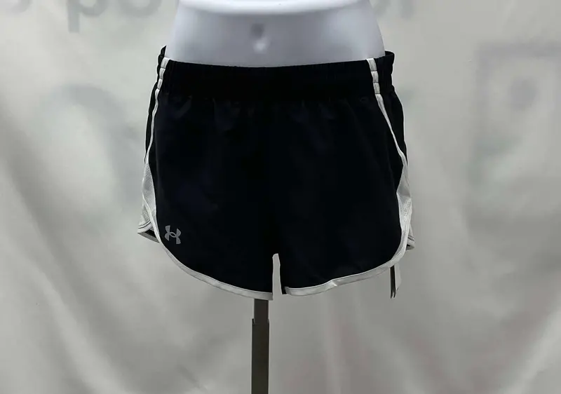 Youth's Under Armour Shorts, Medium 1