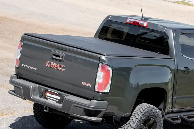 Rough Country Rc44215500 Tri-Fold Soft Tonneau Cover For 2015–2020 Colorado & Canyon With 5-Foot Beds 1