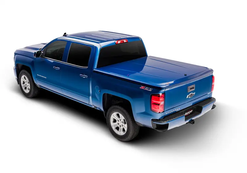 Undercover Lux Tonneau Cover For 2019–2022 Chevy Silverado (5.9 Ft Bed) – Abalone White 1